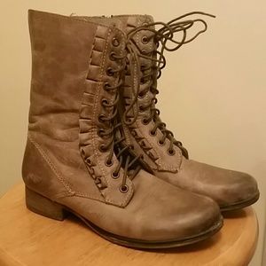 Light taupe/brown mid-calf boots
